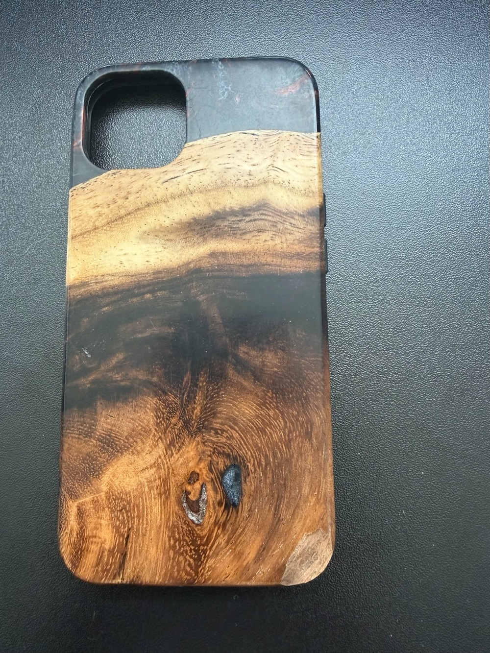 EUC Carved Traveler iPhone 13/14 Live Edge Phone Cases Real Wood Burl MagSafe